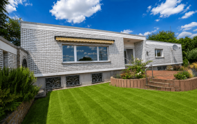 Hauptbild Freistehender Bungalow in unverbaubarer Feldrandlage - 1.164 m² Grund + Entwicklungspotenzial