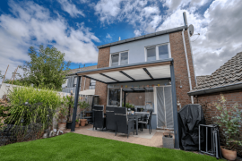 Hauptbild Gepflegtes Reihenendhaus mit Kamin, moderner Einbauküche, Garage und Pool in Titz