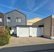 Hauptbild Top Einfamilienhaus mit großem Garten & drei Garagen in Titz